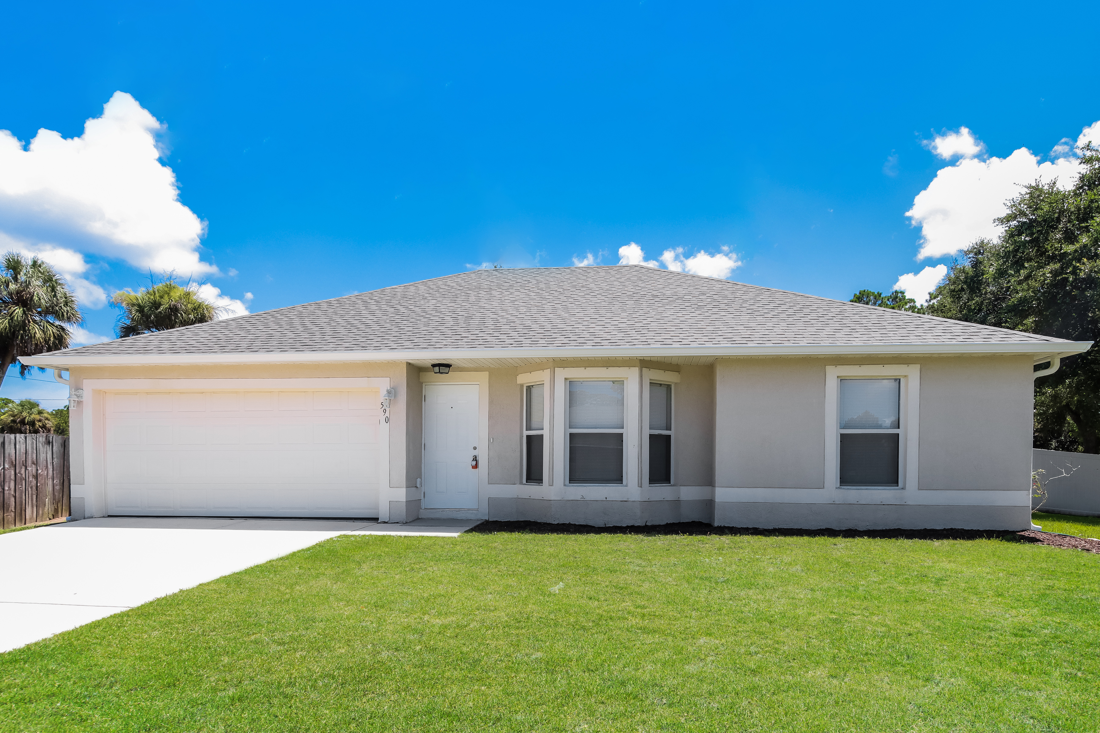 590 TRUMAN ST S W PALM BAY, FL 32908